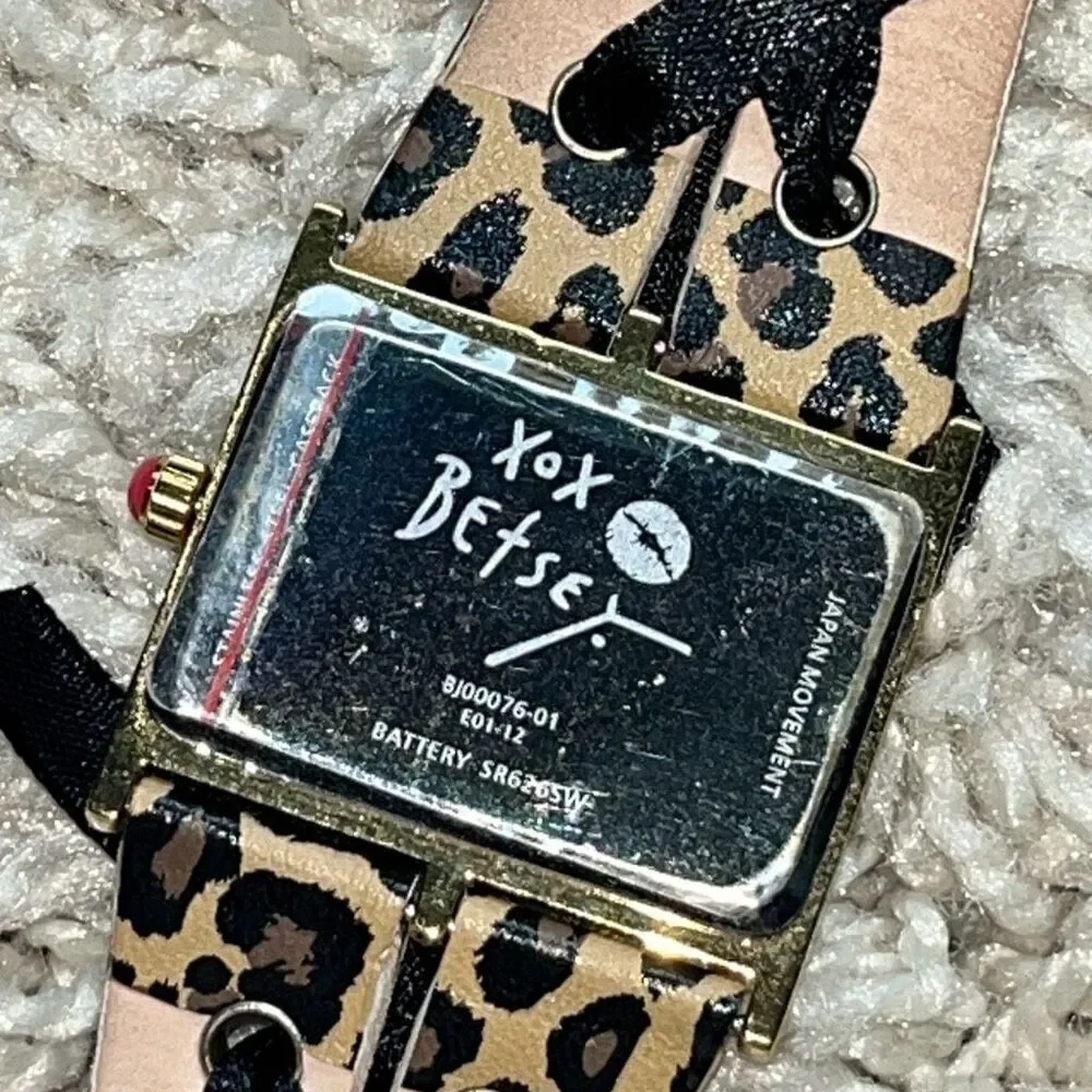 Betsey Johnson Large Square Faced Gold Tone Women’s Quartz Watch Cheetah Print B